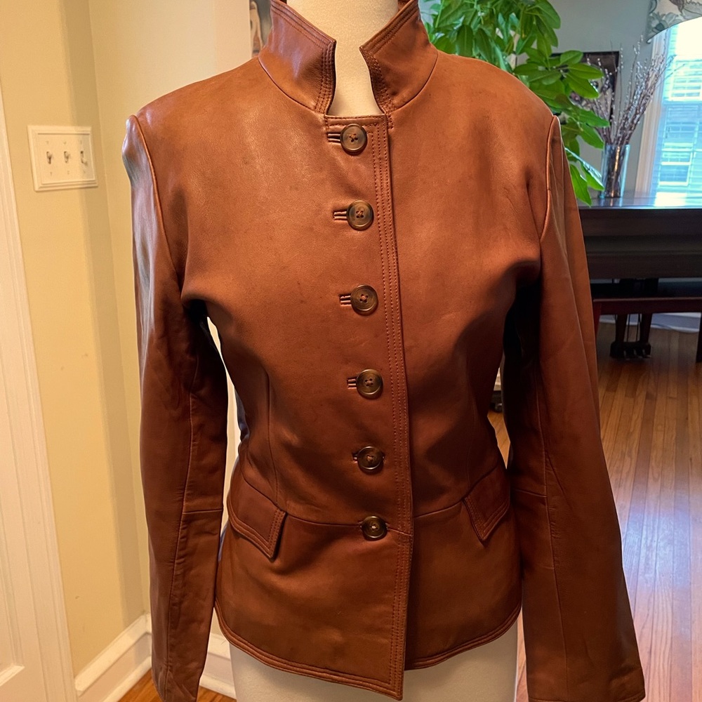 GUC slightly distressed cognac leather peplum jacket w/ front button closure 12